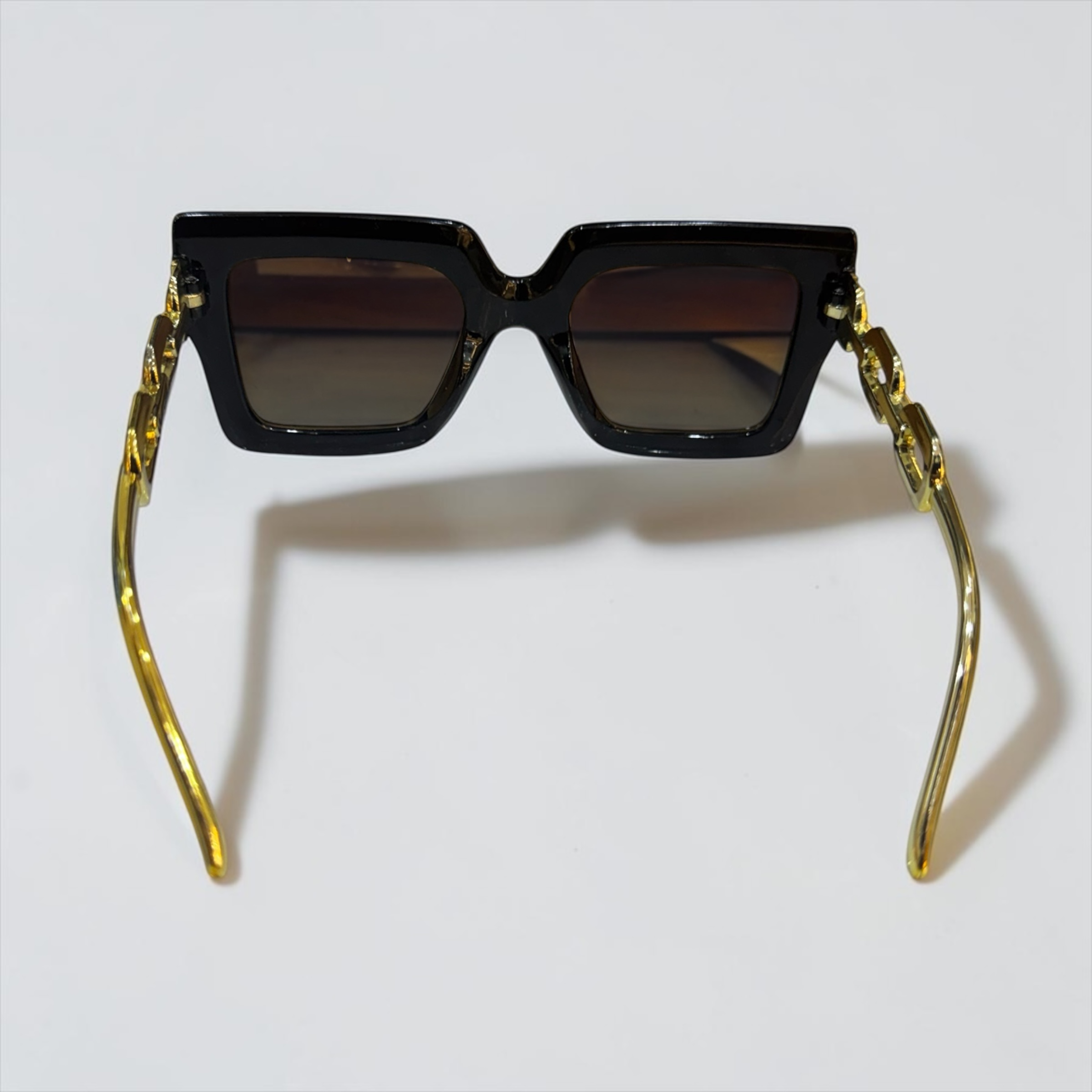 Iconic Chain Temple Sunglasses