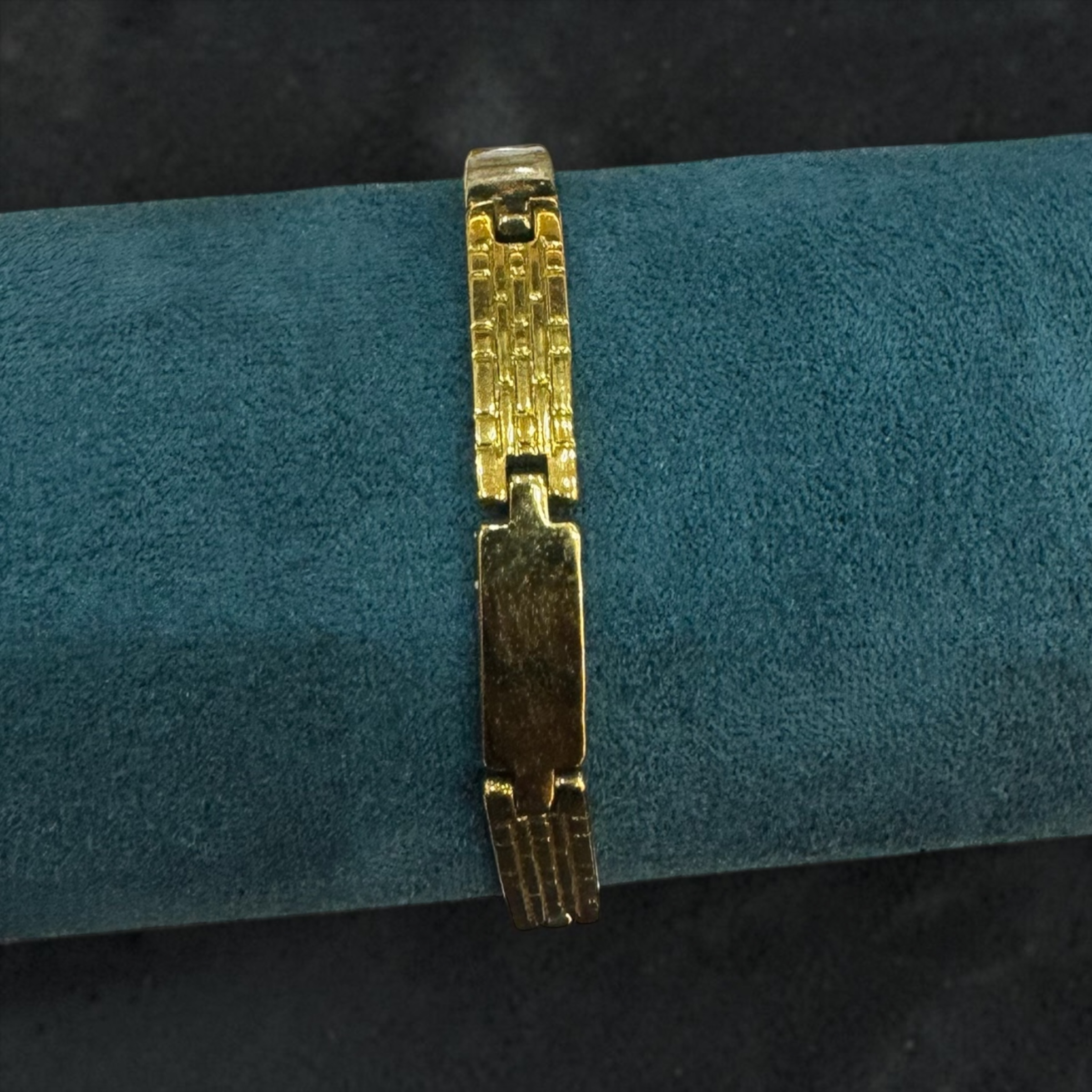 Modern Linear Gold Bracelet